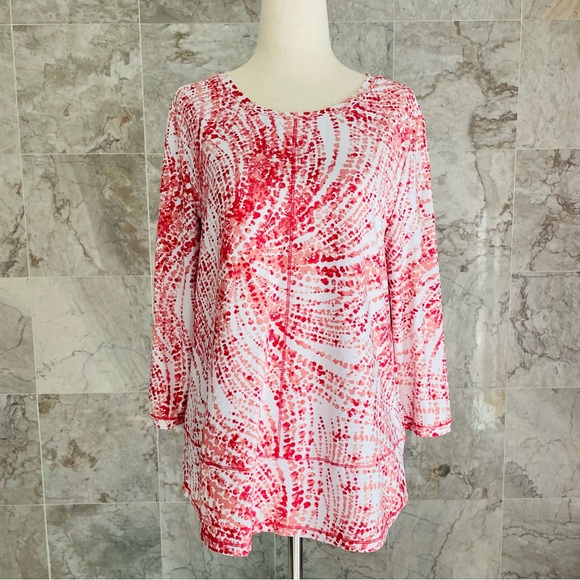 Chico’s Weekends UPF 50+ Crew-Neck Tee - Picture 2 of 7